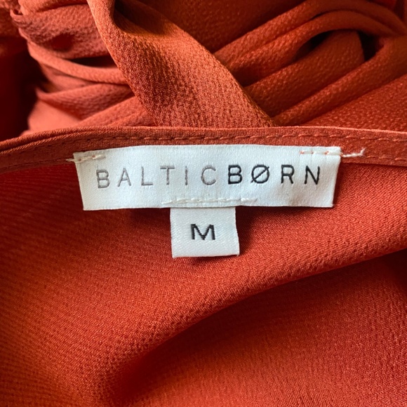 Baltic Born Maxi in Rust Color, Size Medium - Picture 2 of 3
